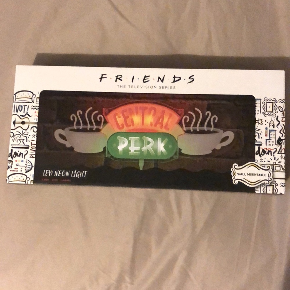 F•R•I•E•N•D•S LED LIGHT